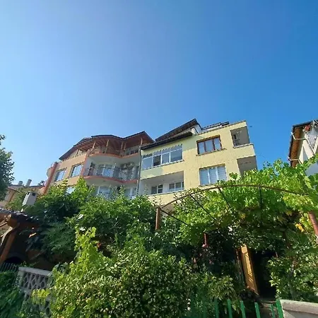 Family California 普里莫尔斯科